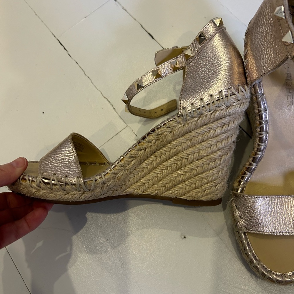 Marc Fisher sandals